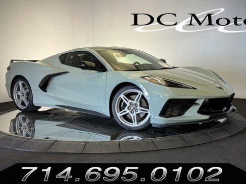Used 2024 Chevrolet Corvette Stingray Premium Cpe w/ Z51 Performance Package RWD image 1