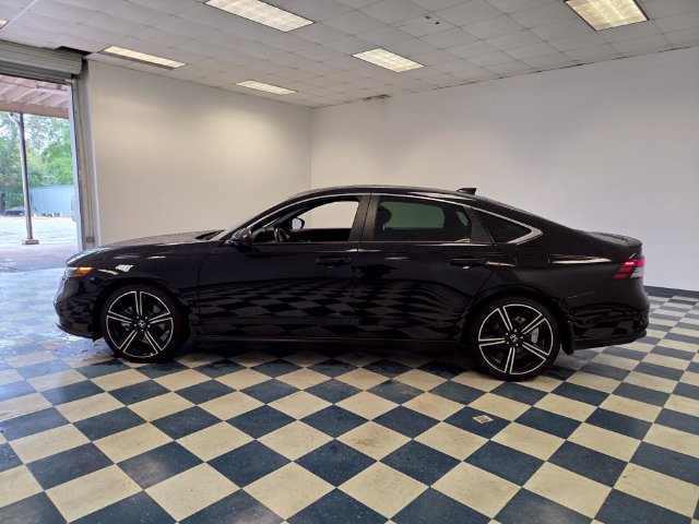Used 2025 Honda Accord Sport image 4