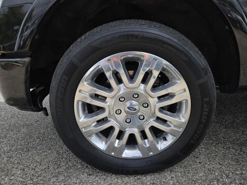 Used 2013 Ford F150 Platinum image 25