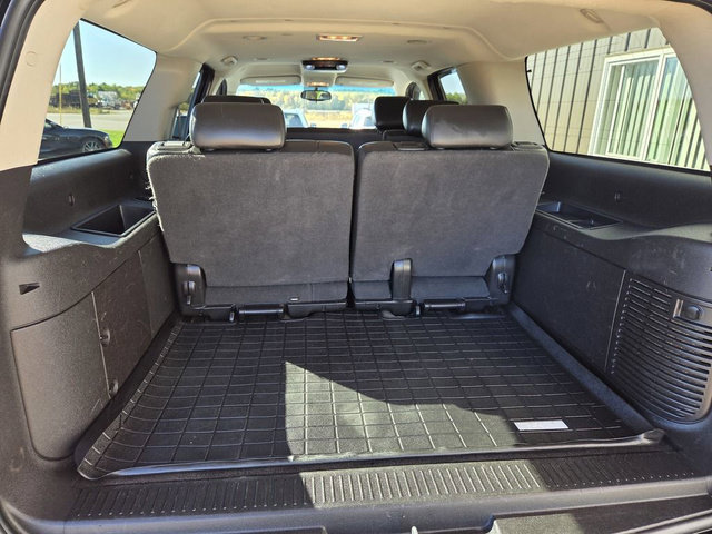 Used 2010 Chevrolet Suburban LT AWD/4WD image 15