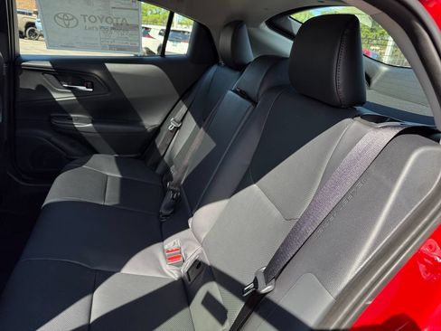 New 2026 Toyota Prius Plug-In Hybrid FWD image 25