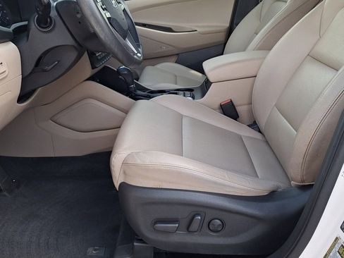 Used 2017 Hyundai Tucson Limited image 11