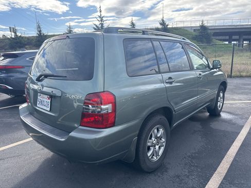 Used 2005 Toyota Highlander V6 image 2