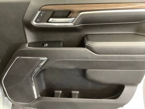 Used 2024 Chevrolet Silverado 1500 LT Trail Boss w/ Protection Package image 23