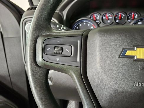 Used 2022 Chevrolet Silverado 2500 Custom w/ Custom Convenience Package image 13