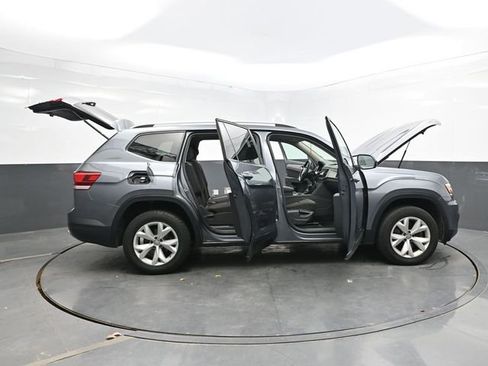 Used 2018 Volkswagen Atlas Launch Edition image 43