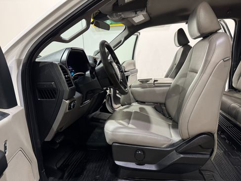 Used 2020 Ford F250 XL w/ Power Equipment Group image 12