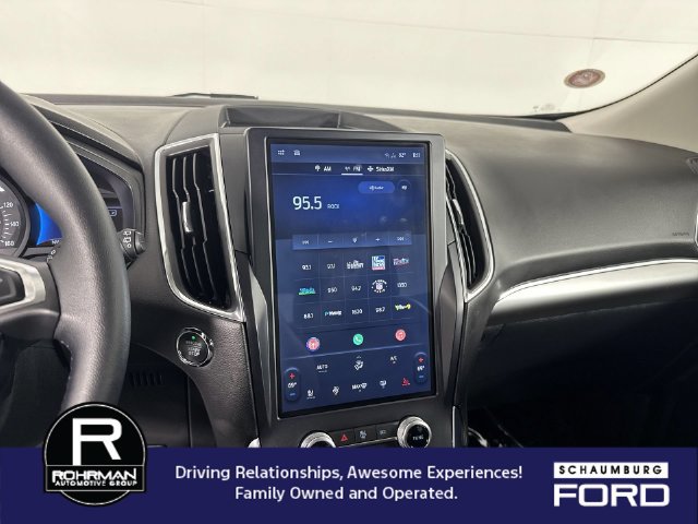 Used 2023 Ford Edge Titanium AWD/4WD image 6