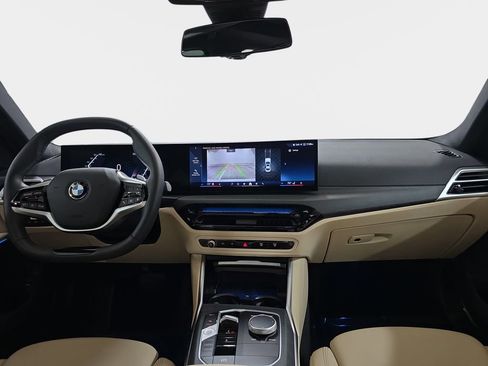 Used 2025 BMW 330i Sedan w/ M Sport Package image 12