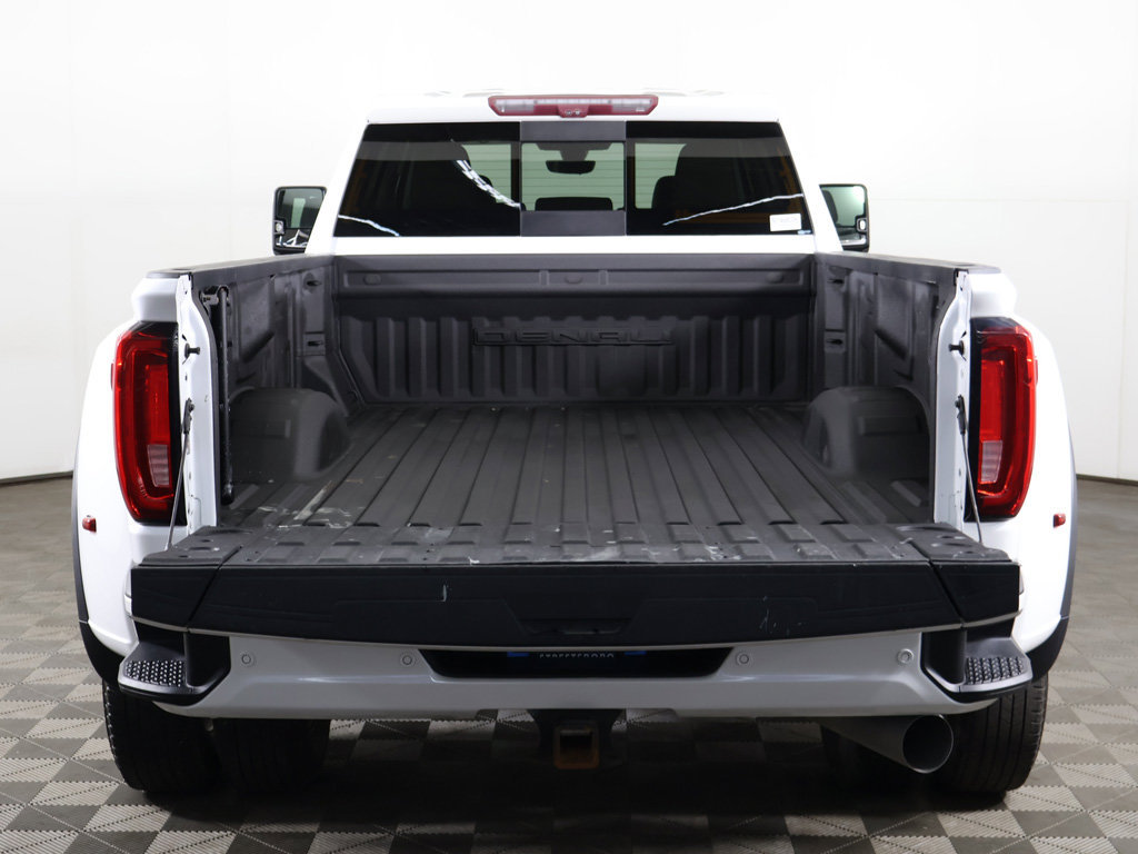 Used 2020 GMC Sierra 3500 Denali w/ Denali Ultimate Package AWD/4WD image 24