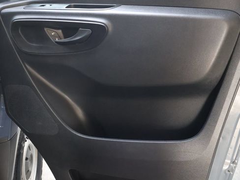 Used 2019 Mercedes-Benz Sprinter 144 image 11
