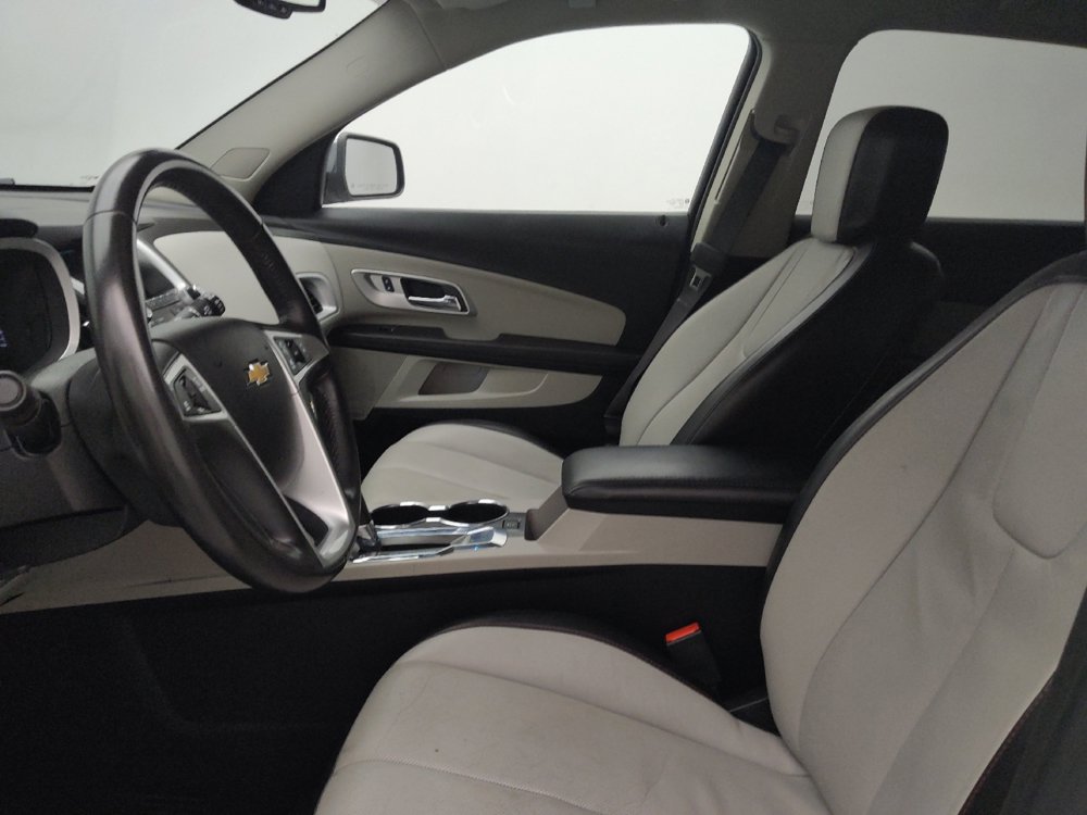 Used 2016 Chevrolet Equinox LTZ w/ Enhanced Convenience Package FWD image 17