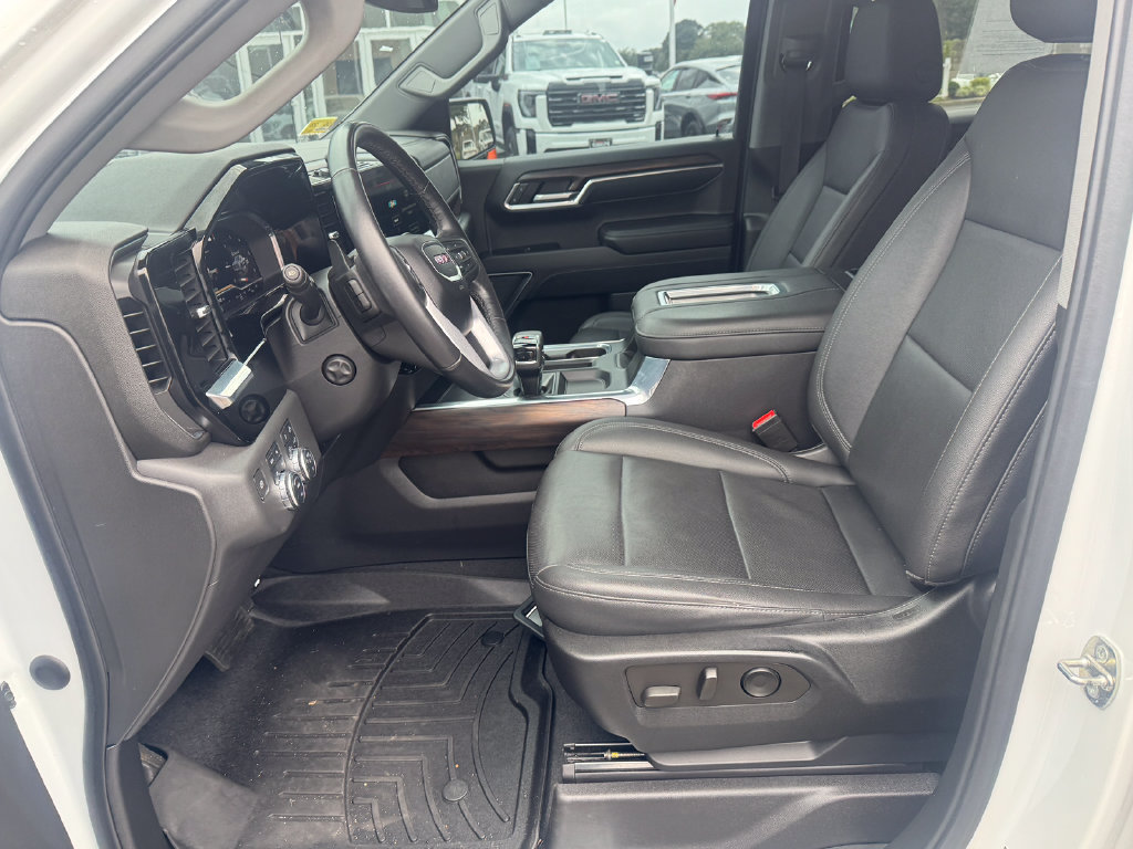 Used 2022 GMC Sierra 1500 SLT w/ SLT Convenience Package AWD/4WD image 25