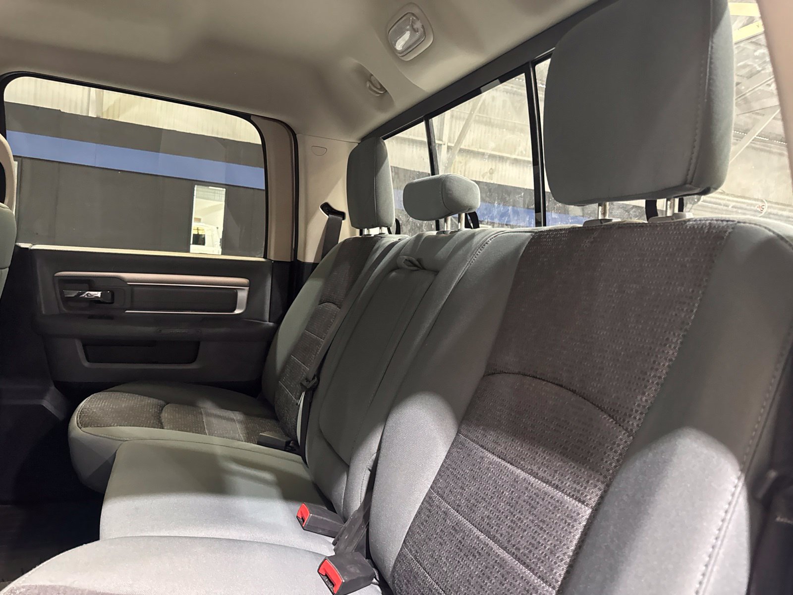Used 2014 RAM 2500 SLT w/ Luxury Group AWD/4WD image 27