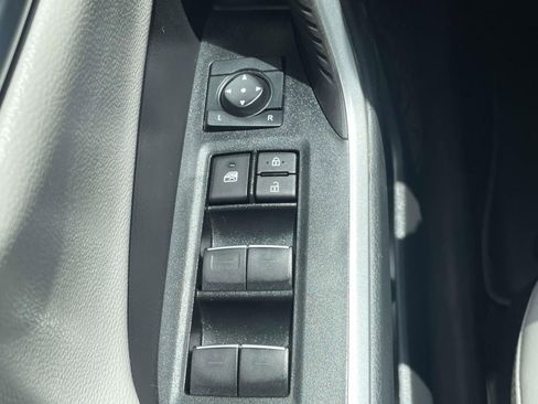 Used 2023 Toyota RAV4 Limited image 24