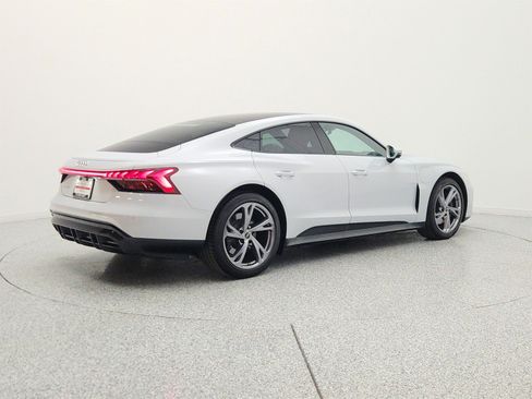 Used 2023 Audi e-tron GT Premium Plus AWD/4WD image 5