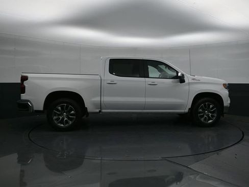 New 2026 Chevrolet Silverado 1500 LT image 18
