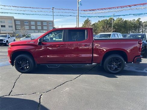 Certified 2021 Chevrolet Silverado 1500 RST image 5