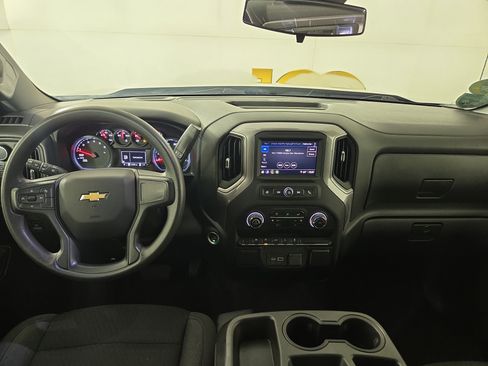 Certified 2022 Chevrolet Silverado 1500 Custom image 13