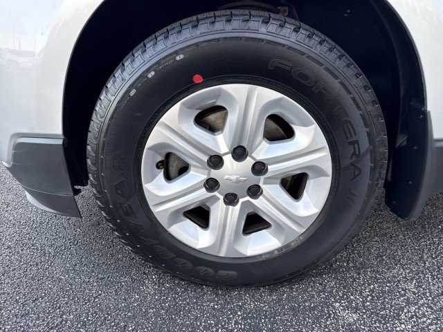 Used 2016 Chevrolet Traverse LS FWD image 12
