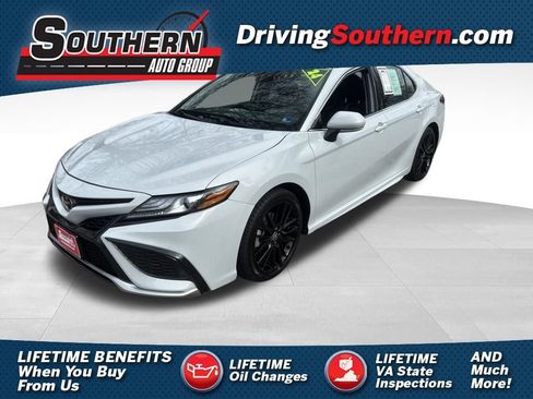 Used 2024 Toyota Camry XSE image 1