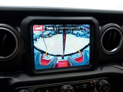 Used 2022 Jeep Wrangler Unlimited Rubicon AWD/4WD image 54
