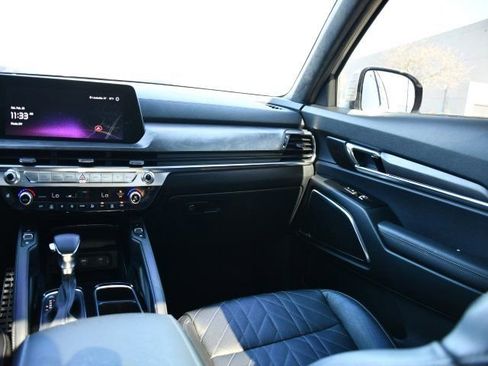Used 2023 Kia Telluride SX Prestige X-Pro image 23