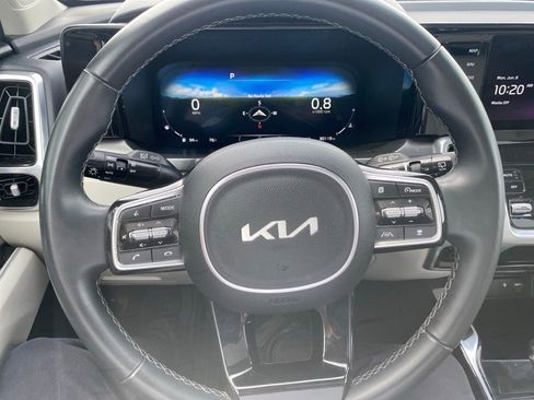 Used 2023 Kia Sorento SX AWD/4WD image 24