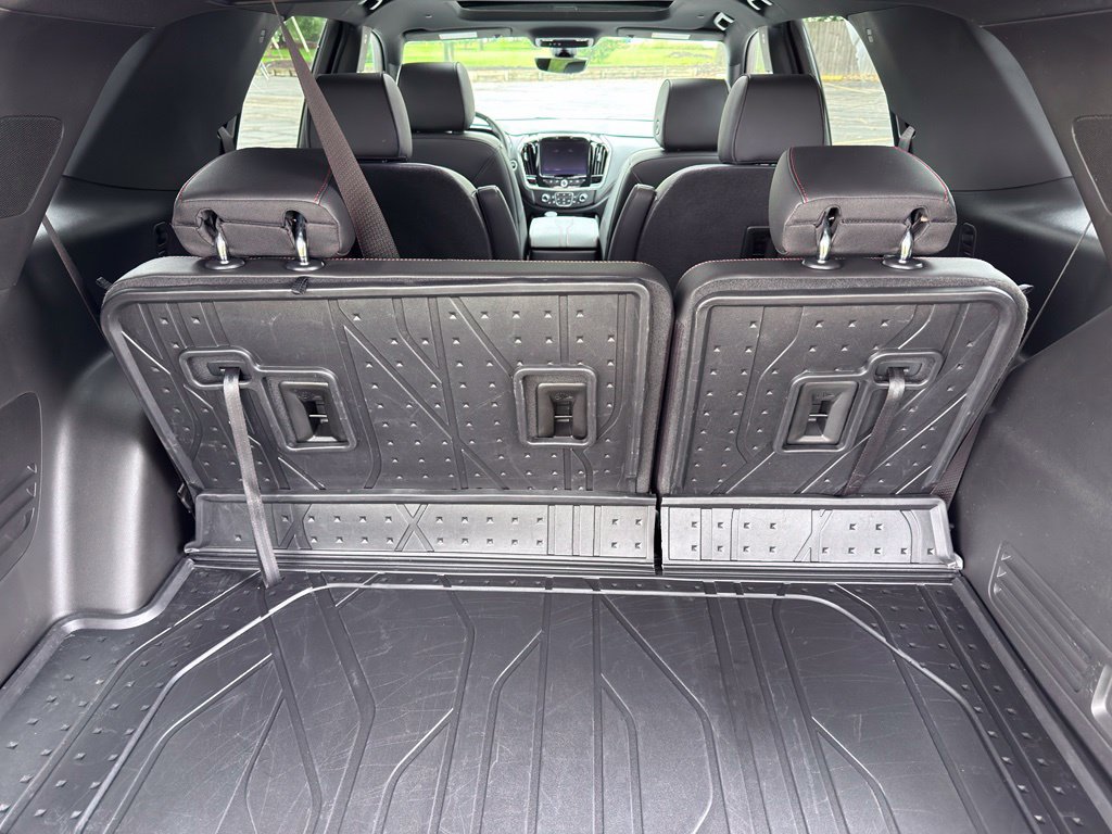 Used 2023 Chevrolet Traverse RS w/ LPO, Floor Liner Package AWD/4WD image 33