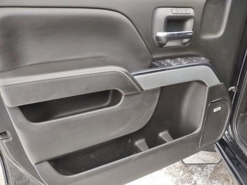 Used 2019 Chevrolet Silverado 2500 LTZ w/ Duramax Plus Package image 9