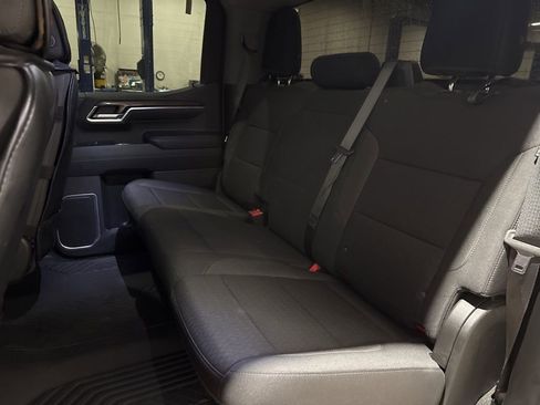 Used 2022 Chevrolet Silverado 1500 RST AWD/4WD image 35
