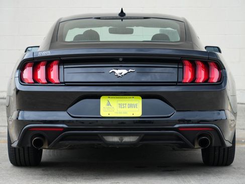 Used 2020 Ford Mustang Coupe RWD image 10