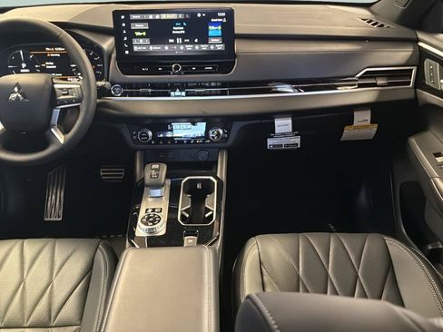 New 2026 Mitsubishi Outlander 4WD Plug-In Hybrid image 19