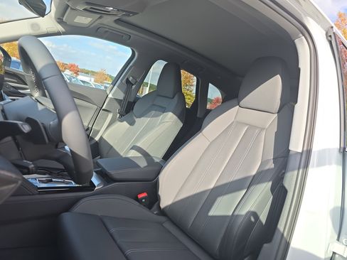 New 2025 Audi Q5 Premium Plus image 15