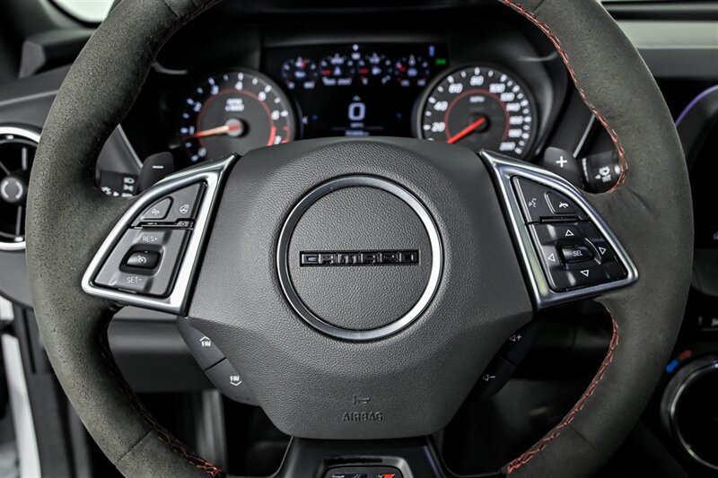 Used 2022 Chevrolet Camaro ZL1 RWD image 25