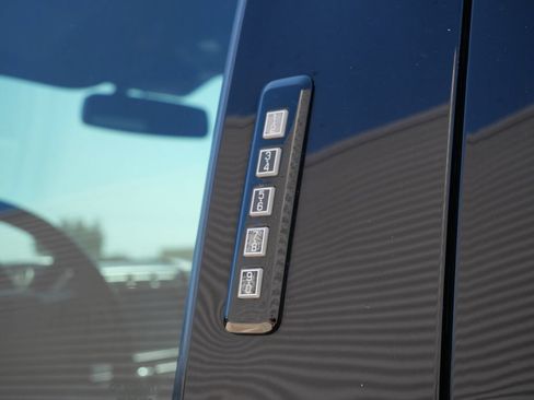 Used 2021 Ford F350 King Ranch w/ King Ranch Ultimate Package AWD/4WD image 13