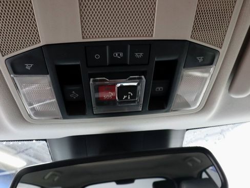 Used 2018 Mitsubishi Eclipse Cross SEL image 25