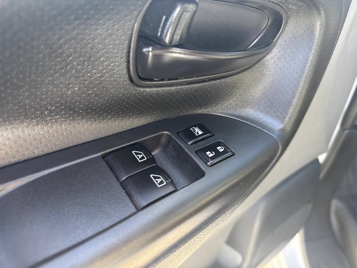 Used 2021 Nissan NV200 SV w/ Sliding Door Glass Package FWD image 14