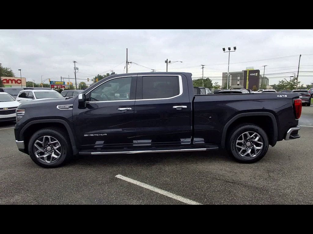 Used 2024 GMC Sierra 1500 SLT w/ SLT Convenience Package AWD/4WD image 5