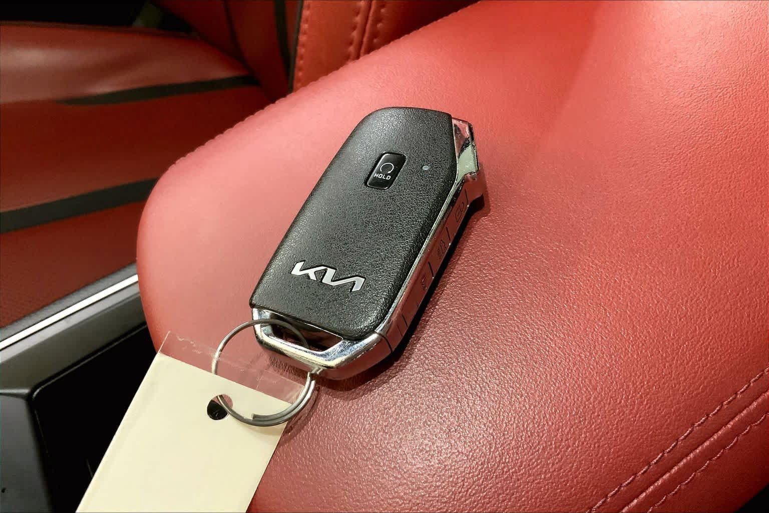Used 2022 Kia K5 GT-Line w/ GT-Line Awd Premium Package image 14