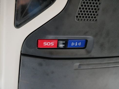 Used 2023 Subaru Legacy Limited AWD/4WD image 33