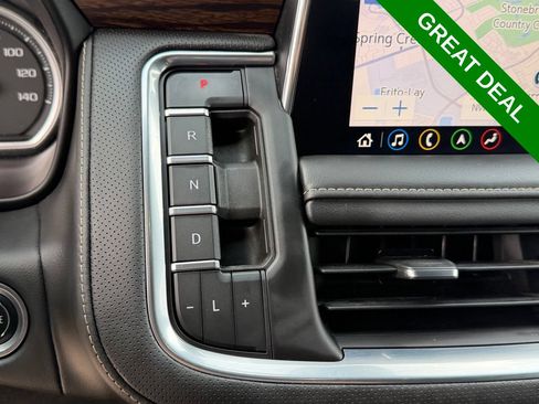 Used 2021 Chevrolet Suburban Premier w/ Texas Edition RWD image 25