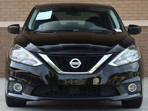 Used 2017 Nissan Sentra SV w/ Style Package FWD image 6