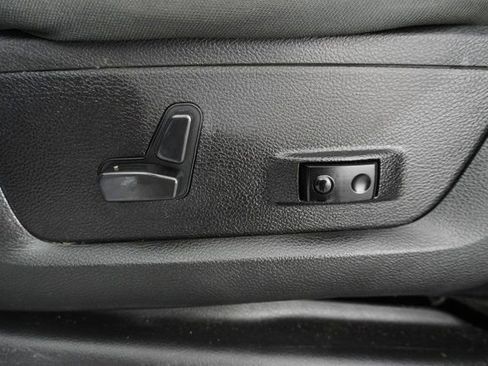 Used 2024 RAM 2500 Big Horn image 21