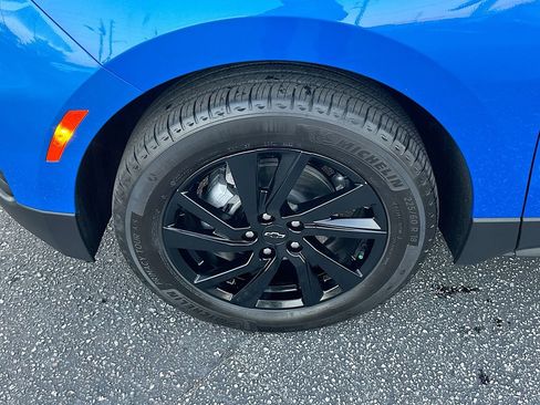 Used 2024 Chevrolet Equinox LS w/ Sport Edition image 29