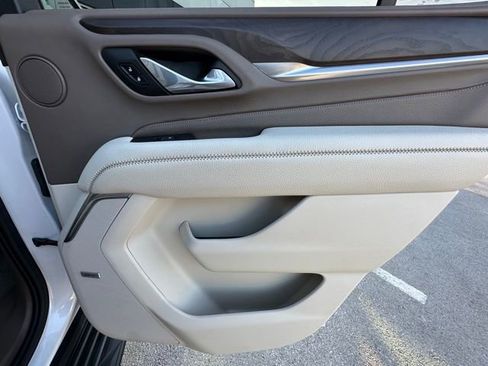 Used 2021 GMC Yukon Denali image 30