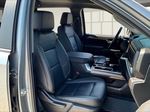 Used 2025 Chevrolet Silverado 1500 RST w/ Dark Appearance Package image 35