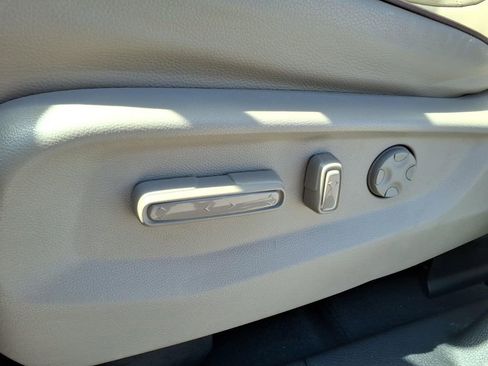 Used 2023 Honda Odyssey Elite image 5