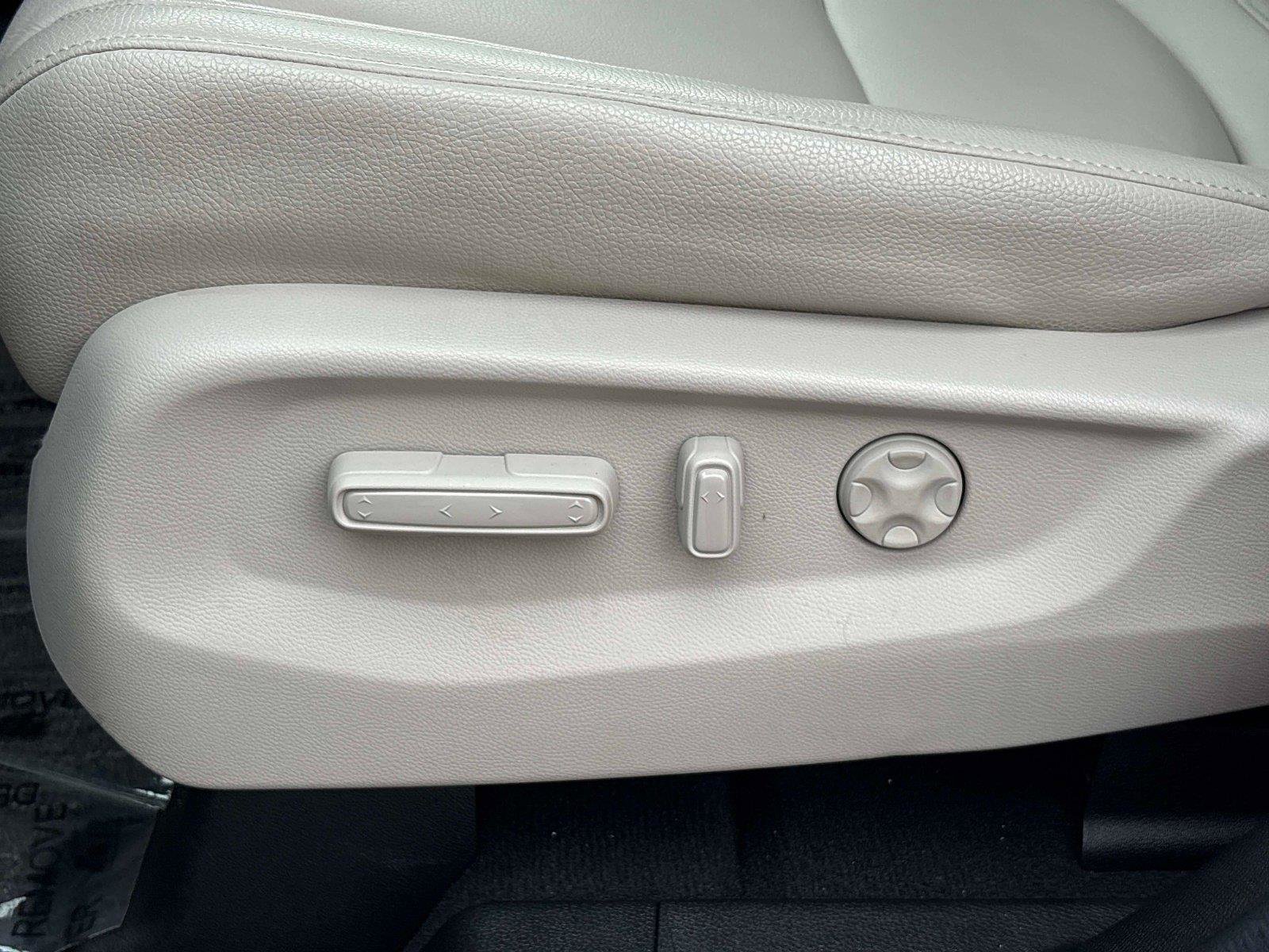 Certified 2025 Honda Odyssey EX-L image 21