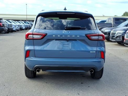 Used 2024 Ford Escape ST-Line w/ Tech Pack #1 AWD/4WD image 4